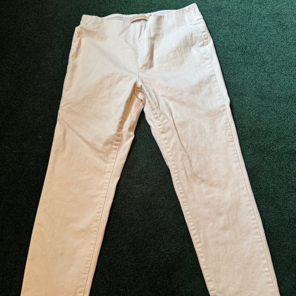Soft Surroundings white pull on pant